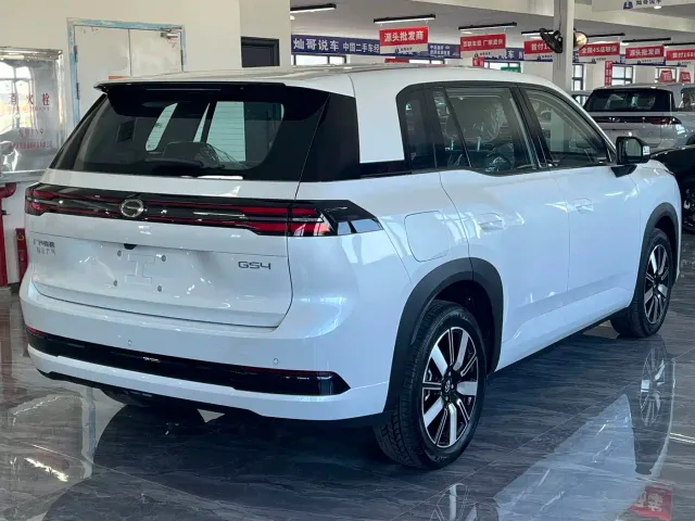 GAC Trumpchi GS4 — Фото автомобиля 11
