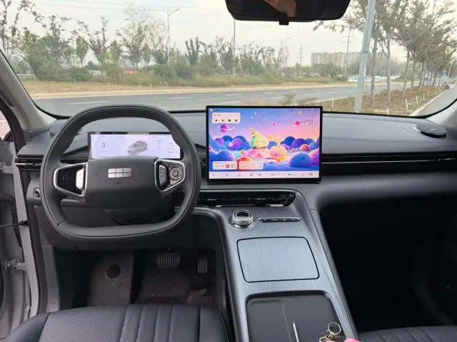 Geely Galaxy E5 — Фото автомобиля 4