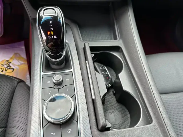 Cadillac CT5 — Фото автомобиля 14