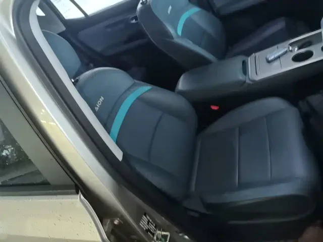 GAC Aion Y — Фото автомобиля 24