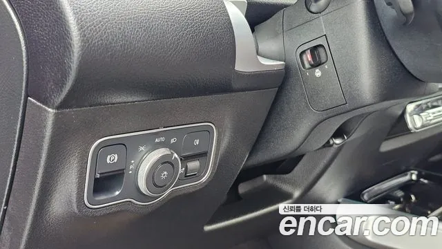 Mercedes-Benz EQB — Фото автомобиля 15