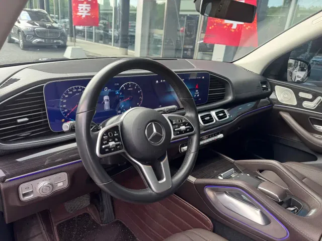 Mercedes-Benz GLE-Class — Фото автомобиля 11