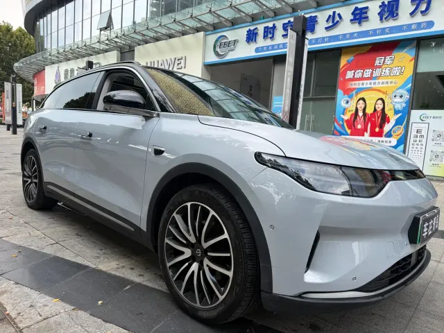 Leapmotor C11 — Фото автомобиля 3