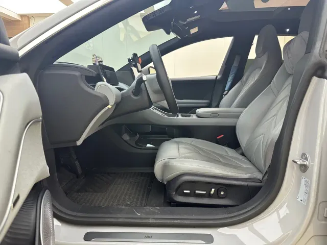 Nio ET5 Touring — Фото автомобиля 6