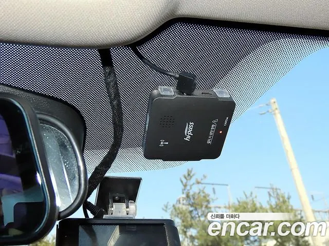 Renault-KoreaSamsung QM6 Новый QM6 Quest 2.0 LPe LE 2WD — Фото автомобиля 15