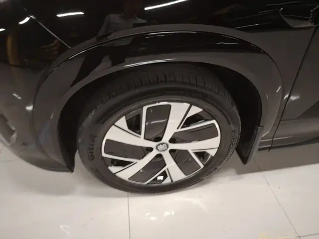 BYD Tang L — Фото автомобиля 22