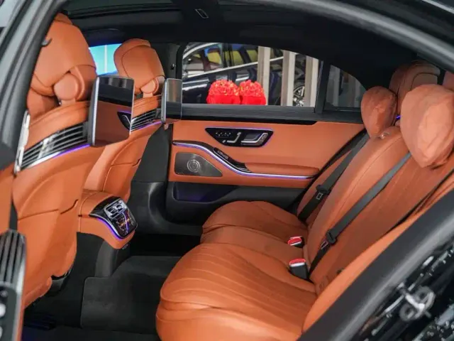 Mercedes-Benz S-Class — Фото автомобиля 3