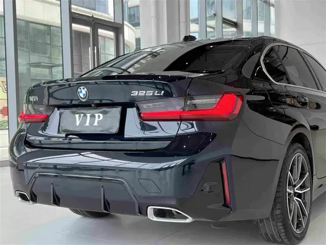 BMW 3 Series — Фото автомобиля 16