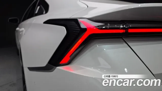 Kia K8 Signature — Фото автомобиля 18