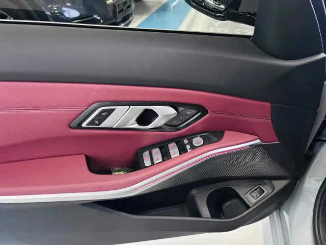 BMW 3 Series — Фото автомобиля 9