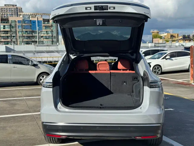 Nio EC7 — Фото автомобиля 7