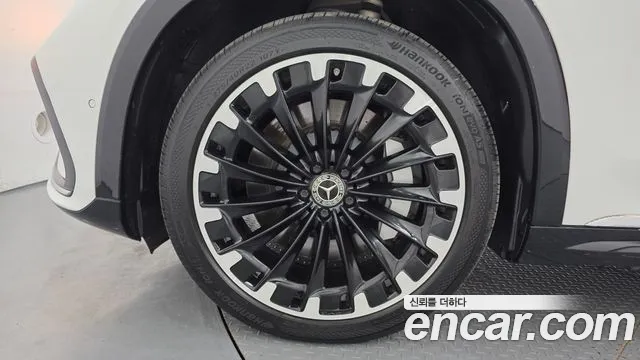 Mercedes-Benz EQS — Фото автомобиля 4