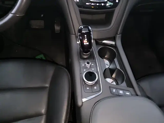 Cadillac XT6 — Фото автомобиля 13