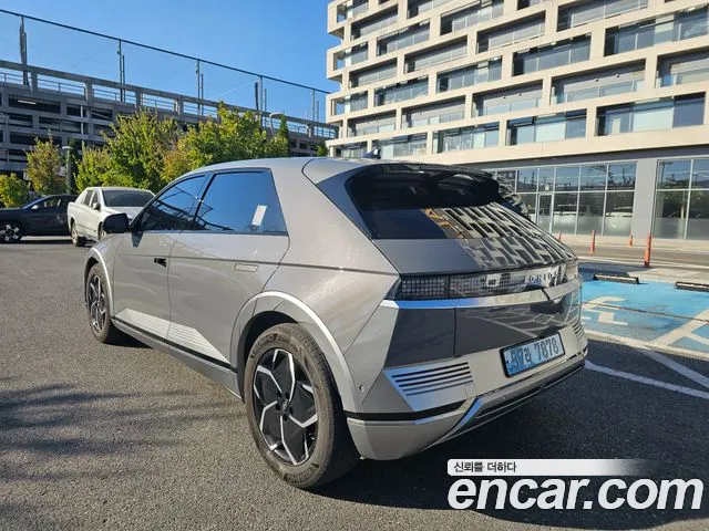 Hyundai Ioniq 5 — Фото автомобиля 6