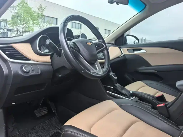 Chevrolet Monza — Фото автомобиля 4