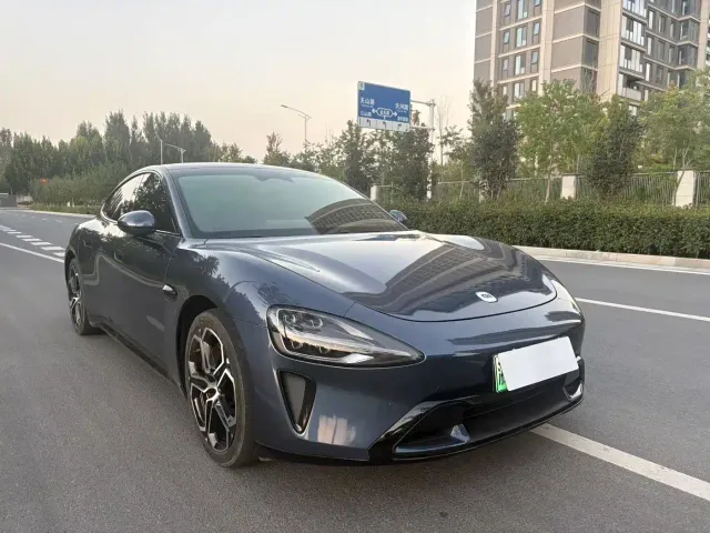 Xiaomi SU7 — Фото автомобиля 3