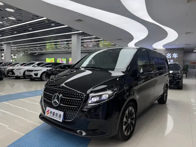 Фотография автомобиля — Mercedes-Benz V-Class