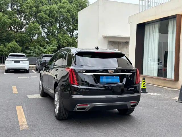 Cadillac XT5 — Фото автомобиля 7