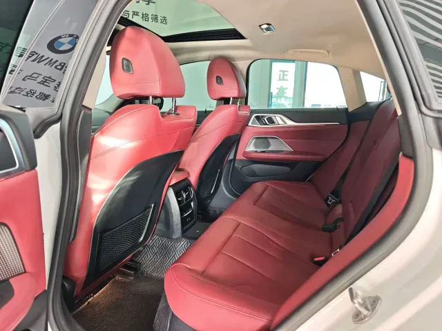 BMW 4 Series — Фото автомобиля 12