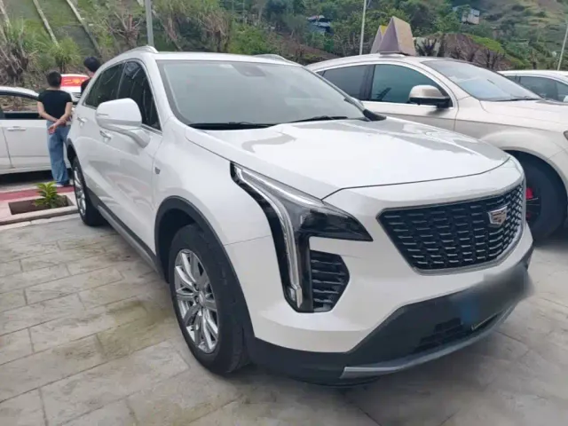 Cadillac XT4 — Фото автомобиля 3