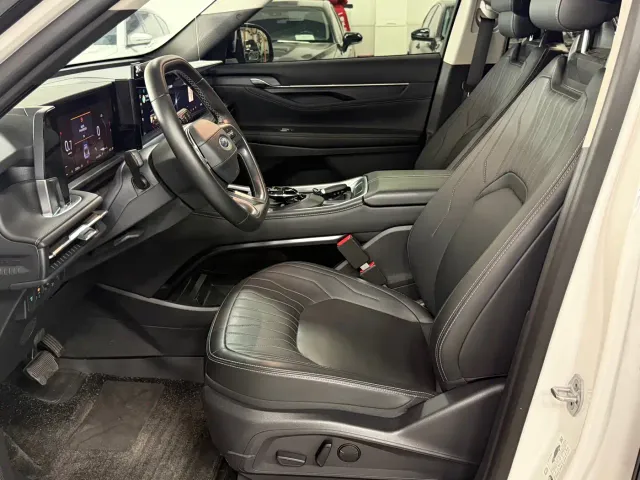 Ford Edge — Фото автомобиля 7