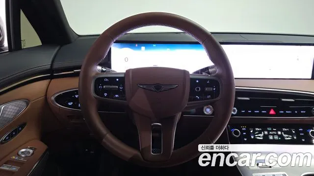 Genesis GV70 2.5T Бензин 2WD — Фото автомобиля 12