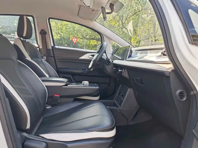 Geely Geometry E Firefly — Фото автомобиля 13