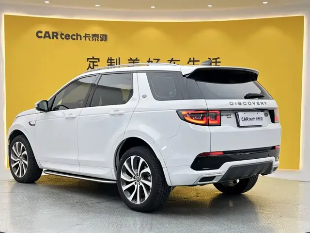 Land Rover Discovery Sport — Фото автомобиля 6