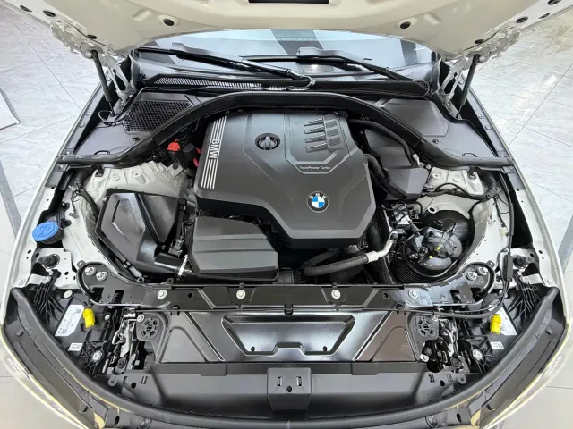 BMW 3 Series — Фото автомобиля 23