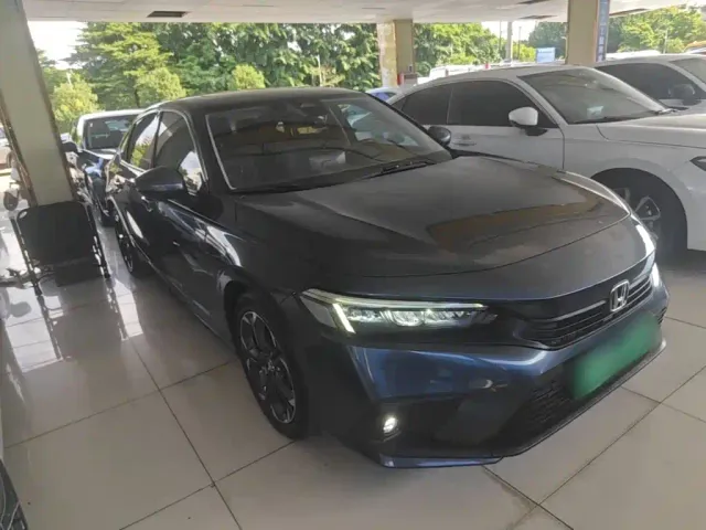 Honda Civic — Фото автомобиля 3
