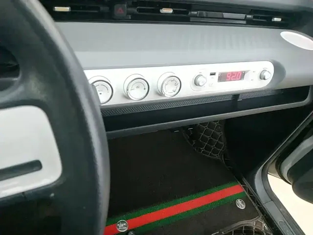 Wuling Hongguang Mini EV — Фото автомобиля 12