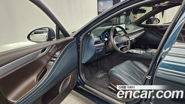 Genesis G80 Бензин 3.5 турбо AWD — Фото автомобиля 10