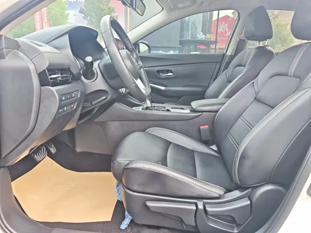 Nissan Sylphy — Фото автомобиля 4