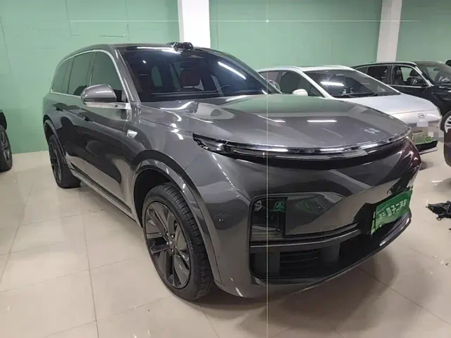 Li Auto L9 — Фото автомобиля 3