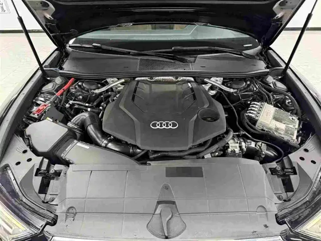 Audi A6L — Фото автомобиля 16