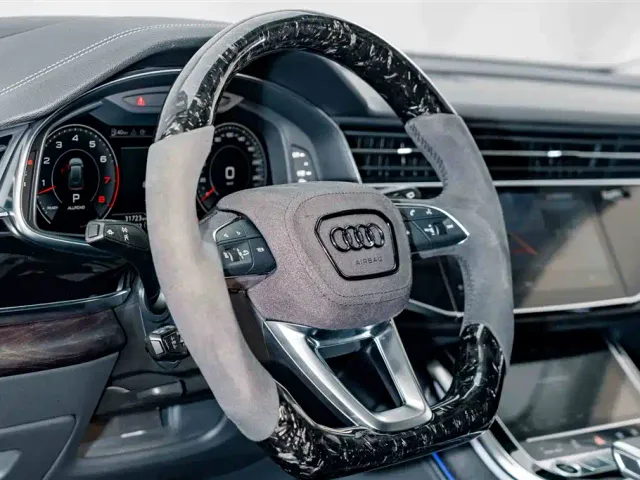 Audi Q8 — Фото автомобиля 9