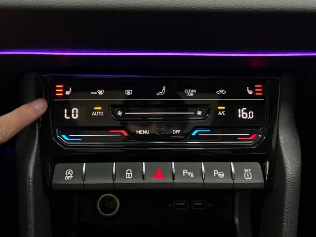 Skoda Karoq — Фото автомобиля 23