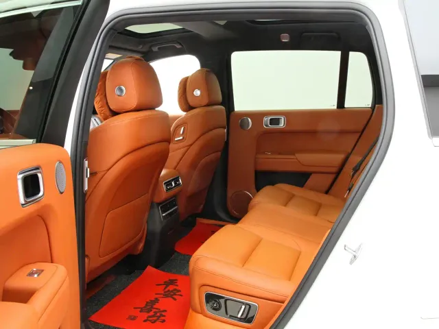 Li Auto L7 — Фото автомобиля 6