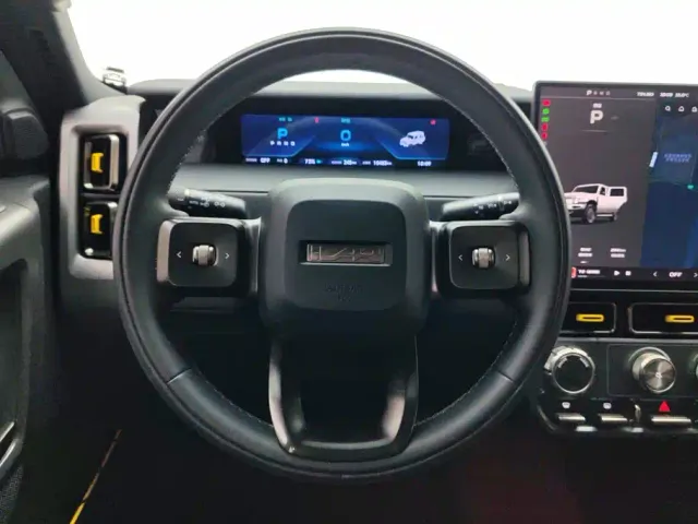 iCAR V23 — Фото автомобиля 14