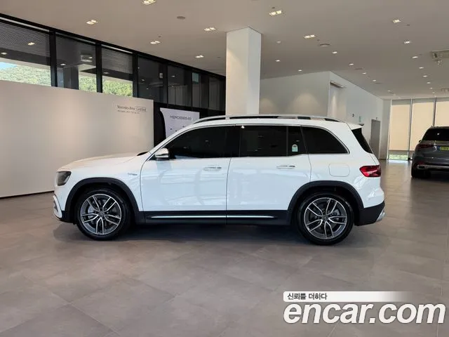 Mercedes-Benz GLB-Class — Фото автомобиля 8