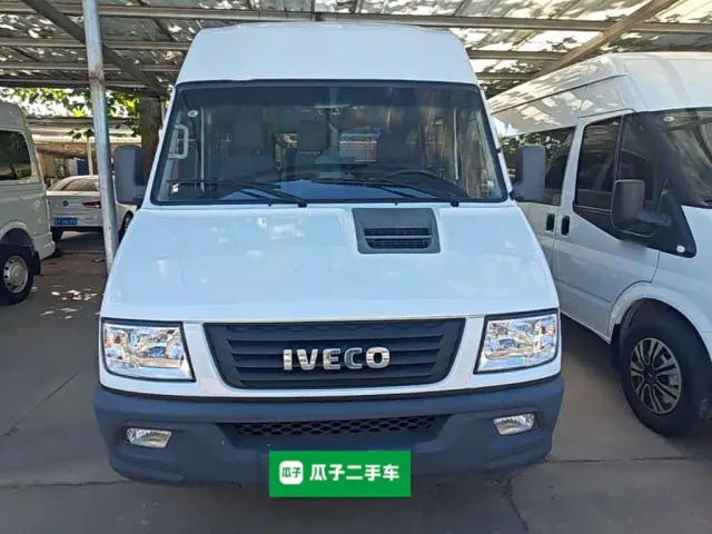 Iveco Daily — Фото автомобиля 2