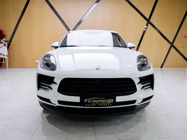 Porsche Macan — Фото автомобиля 2