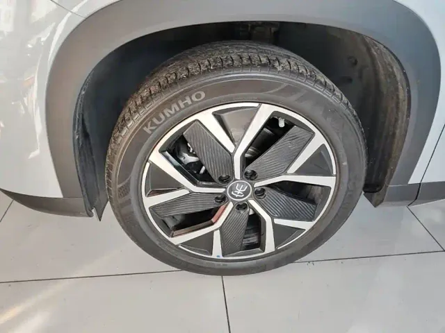 BYD Song L DM-i — Фото автомобиля 22