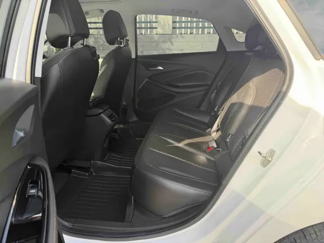 Buick Verano — Фото автомобиля 7