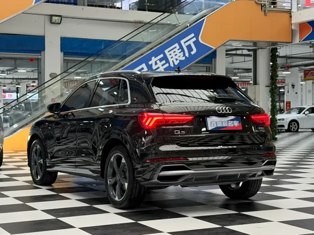 Audi Q3 — Фото автомобиля 17