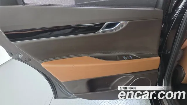 Genesis G80 RG3 — Фото автомобиля 14
