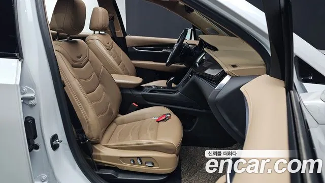 Cadillac XT6 — Фото автомобиля 26