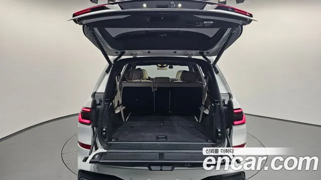 BMW X7 xDrive 40d M Sport 7 мест — Фото автомобиля 13