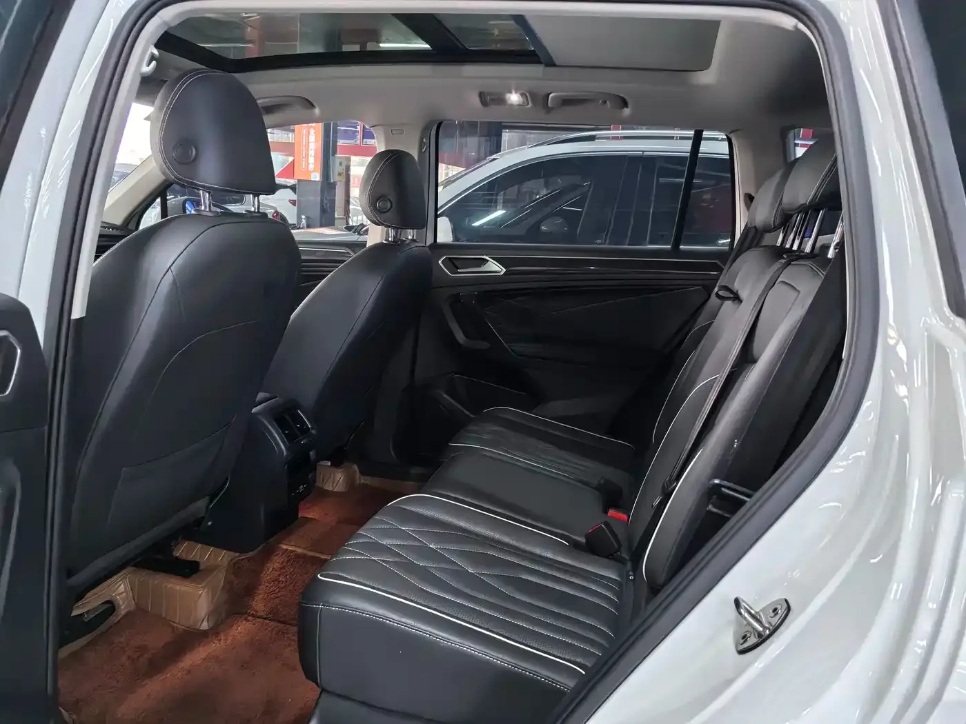 Volkswagen Tiguan L 2022 330TSI Automatic 2WD Smart Edition — Фото автомобиля 8