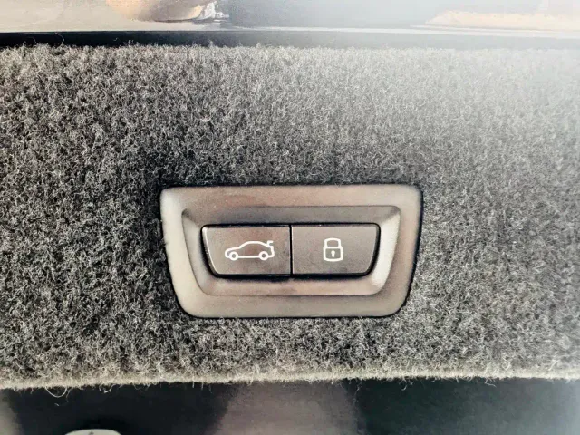 BMW 7 Series — Фото автомобиля 27
